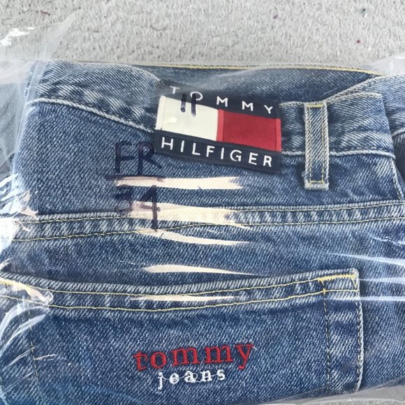Vintage Tommy Hilfiger womens jeans size 11/30 spell out USA - Picture 9 of 9